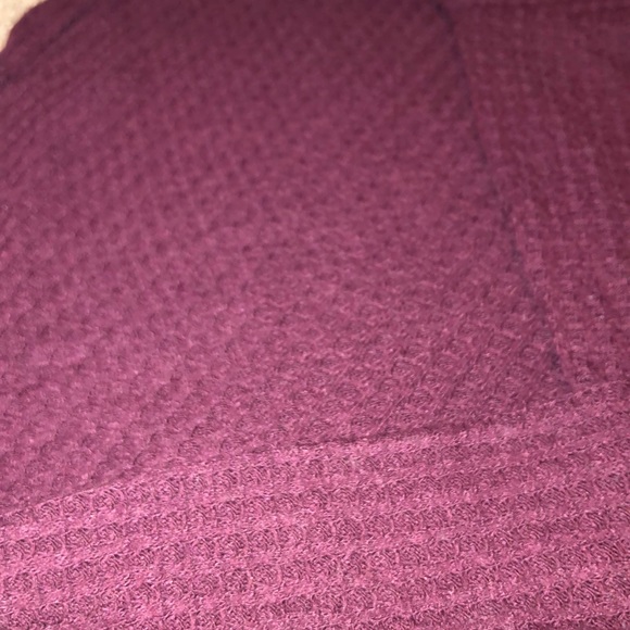 sweater - Picture 2 of 3